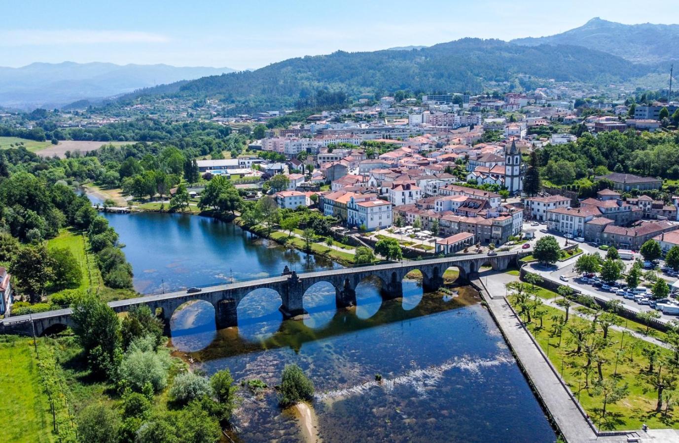 Placido River House Apartamento Ponte da Barca Exteriör bild